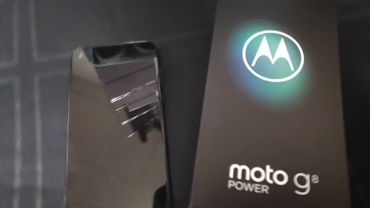 【新品】モトローラ moto g8 power スモークブラック SIMフリー Amazon | moto g8(ホログラムホワイト) 6.5型 4GB/64GB SIM