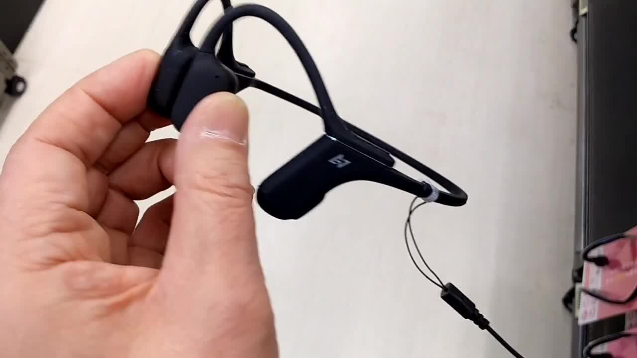骨伝導ヘッドホンとして明確に高音質を謳った製品』 プレシード