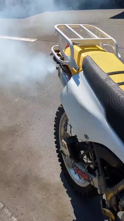 軽い、速い、煙い、臭い』 スズキ TS125R まぐたろうさんのレビュー