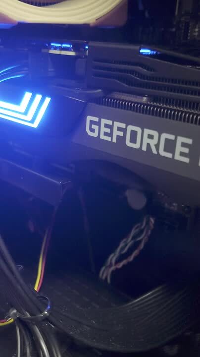 価格.com - 『このように使っています』ZOTAC GAMING GeForce RTX 3080 Trinity OC LHR  ZT-A30800J-10PLHR [PCIExp 10GB] takamichi16さん のクチコミ掲示板投稿動画「GPUクーラーのファン の音について」[19505]