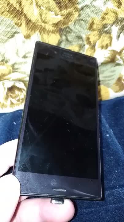 値下げ！【中古・美品】Experia SO-01J フォレストブルー 中古】Xperia XZ SO-01J フォレストブルー (6ヶ月使用
