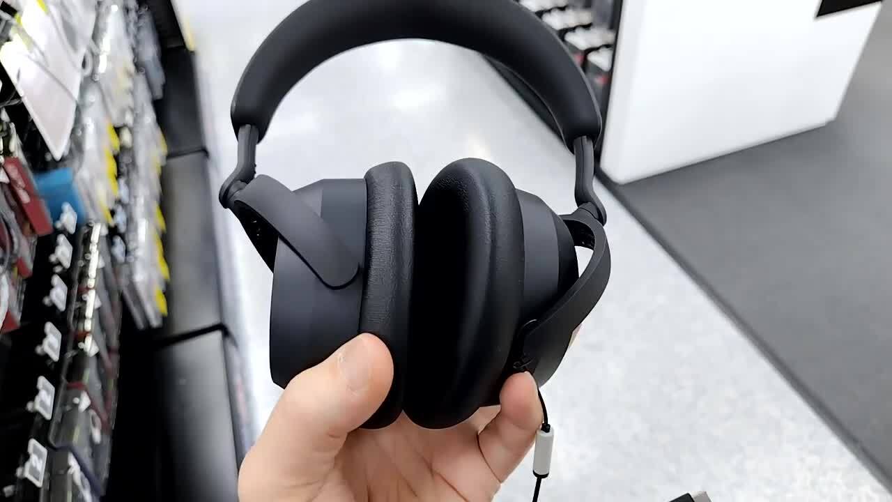 MOMENTUM 4に機能近付きANC性能もアップ、音色の壁は厚いかなと MOMENTUM 4に機能近付きANC性能もアップ、音色の壁は厚いかなと