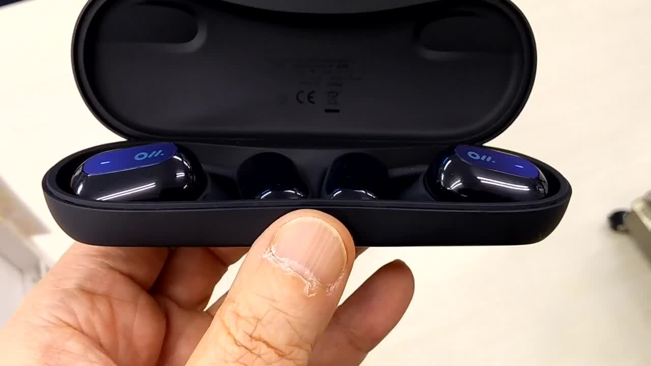 ヘッドフォン　Oladance Bluetoothイヤホン ウェアラブルステレオ (シルバー) [OLA02-SIL] 完全ワイヤレスイヤホン ウェアラブルステレオ Oladance