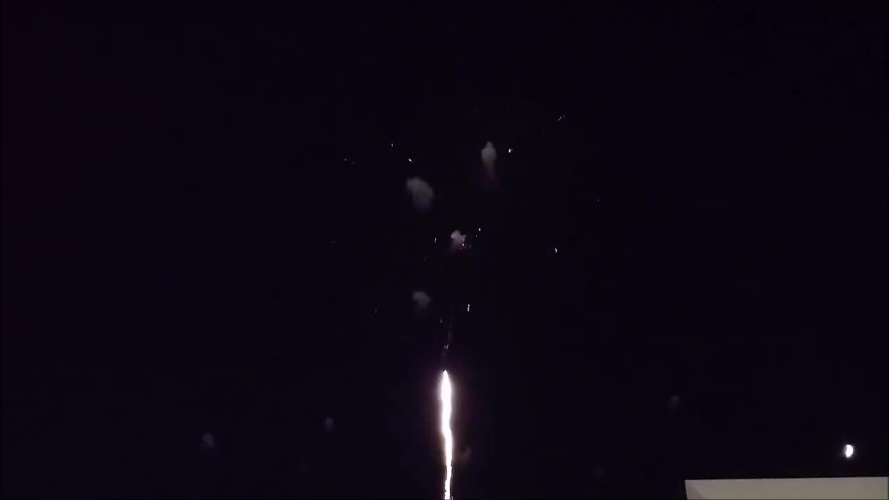 ⭐️超高画質2416万画素⭐️スマホ転送⭐️Nikon D5200⭐️動画OK⭐️ ✨ショット数まさかの35回✨スマホ転送OK✨️Nikon D5200 10004