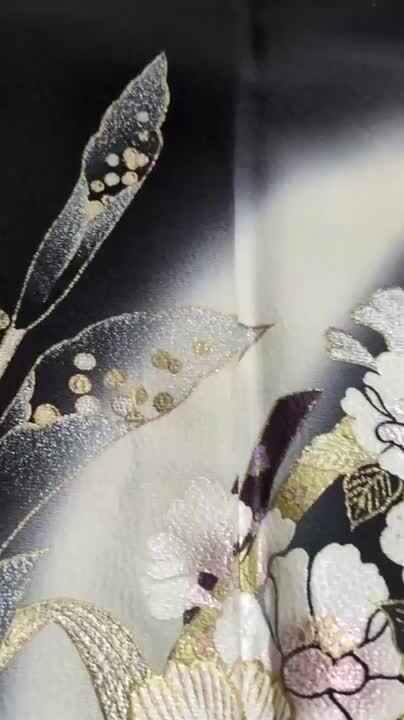 専用です☆☆黒白に薔薇の花の着物 黒無地薔薇レース振袖 | 成人式・卒業式の振袖・着物レンタル