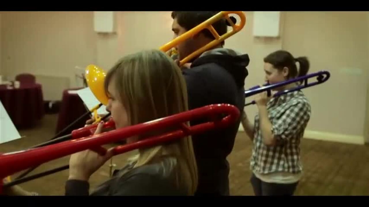 楽天市場】pBone(ピーボーン) プラスチック製トロンボーン