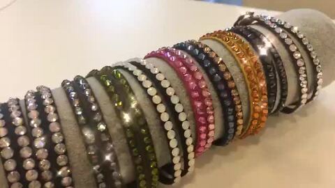 新品✨️SWAROVSKI スワロフスキー バングル ブレスレット 箱付 Amazon.co.jp: Swarovski スワロフスキー Twist Rows クリスタル