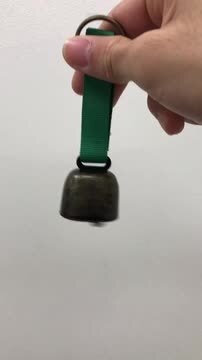 楽天市場】選べる4カラー ストラップ付き 熊よけ 鈴 熊よけ鈴 熊
