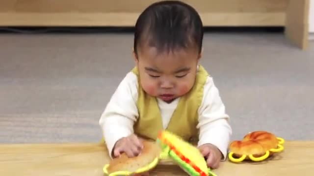 楽天市場】わっかラトル クロワッサン サンドイッチ ドーナツ
