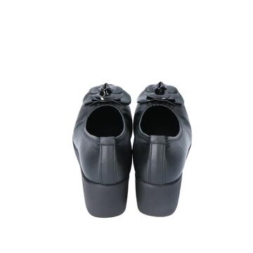 ☆美品☆【アカイシ】パンプス (23.5) ウェッジソール　コンフォート　黒 日本製本革ウェッジソールパンプス アーモンドトゥ ウェッジ
