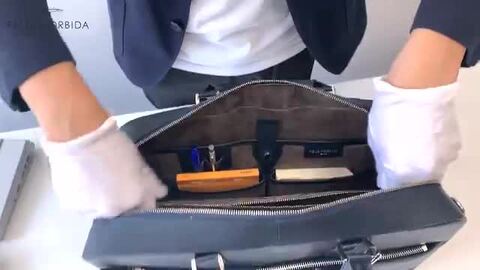 未使用級✨ペッレモルビダ キャピターノ 2way エンボスレザー ビジネスバッグ 楽天市場】【マラソン限定！最大p42倍&ケアセット＋α】 PELLE