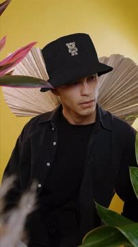 13DE MARZO 熊　バケットハット 13DE MARZO 熊 バケットハット 帽子