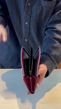 削除前お値下げ‼️蔵出し軍隊手帳や古い財布勲章など財布にお金が入ったまま… Amazon.co.jp: 支那事変従軍記章 箱付 y050619 軍隊物 日本 陸軍