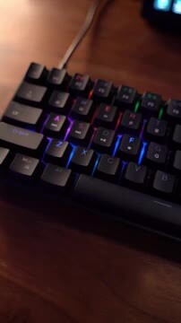 楽天市場】【送料無料】メカニカル ゲーミングキーボード 68キー