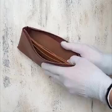 ヨシさん専用！　MCM 財布 エナメル ブラックゴールド 小物 ヨシさん専用！ MCM 財布 エナメル ブラックゴールド 小物
