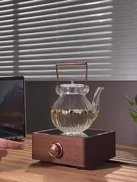 ツルのティーポット 銅雕ティーポット 金属工芸品 竹雲仙鶴酒壺 ツルのティーポット 銅雕ティーポット 金属工芸品 竹雲仙鶴酒壺