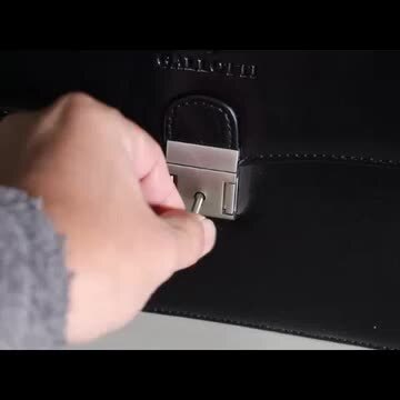 【極美品】GRAND CANYON ダレスバッグ 鍵付き ネイビー 極美品】GRAND CANYON ダレスバッグ 鍵付き ネイビー - メルカリ