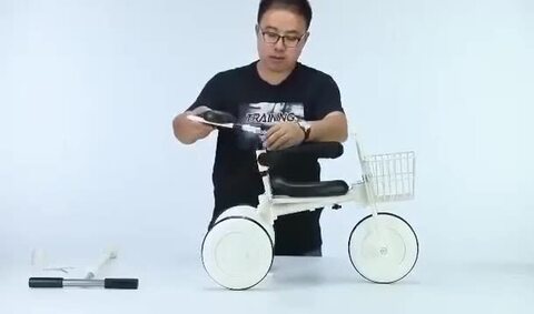 三輪車★ Amazon.co.jp: ラビット トライク レッド : おもちゃ