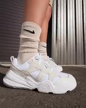 楽天市場】[ NIKE ] [WOMEN]ナイキ スニーカー 黒 レディース