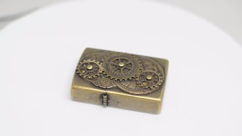 高級感溢れるツウ好みのジッポっぽ〜　幾何学模様 ＆両面加工 zippo 1933 FIRST REPLICA 幾何学模様 五面デザイン - zippo-LAND G.