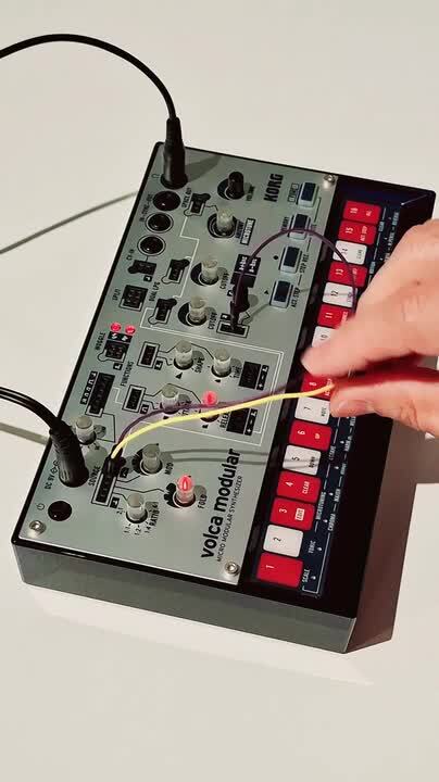 KORG volca modular モジュラーシンセサイザー volca modular - MICRO MODULAR SYNTHESIZER | KORG (USA)