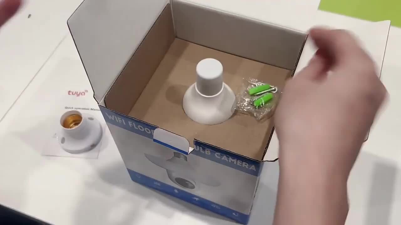 楽天市場】節電照明 防犯カメラ 屋内 ワイヤレス WIFI 電球型