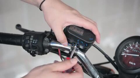 楽天市場】進化版 バイク用 デュアルポート USB充電器 シガーライター