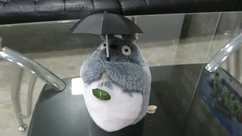 となりのトトロ　どんどこおどりミニ　ぬいぐるみ　大トトロ　傘持ち　ジブリ Amazon.co.jp: 大トトロ どんどこおどり 傘持ち/スタジオジブリ