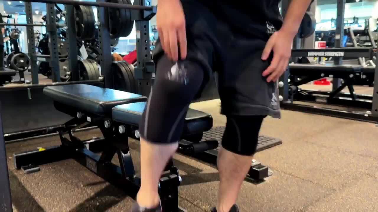 楽天市場】AZLIV ニースリーブ アズリブ 膝サポーター スクワット 筋