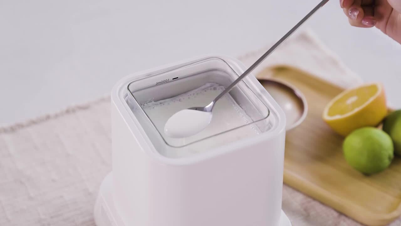 ヨーグルト専用 協同乳業 ドール グレープミックス&ヨーグルト 170g Green Beans