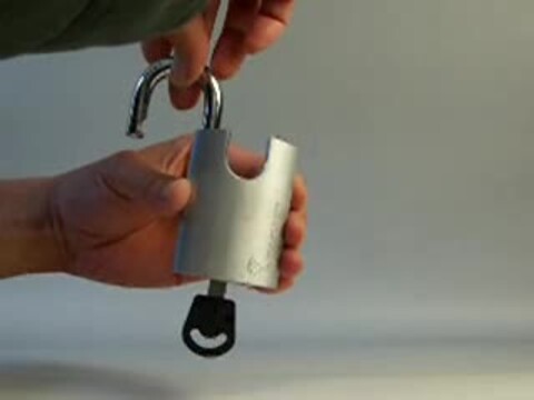 楽天市場】[G-55P] マルティロック（MUL-T-LOCK） パドロック 南京錠 G