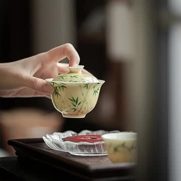 楽天市場】竹柄 蓋物 黄釉色絵 煮物碗 円菓子碗 蓋付碗 珍味入れ 楽天市場】竹柄 蓋物 黄釉色絵 煮物碗 円菓子碗 蓋付碗 珍味入れ