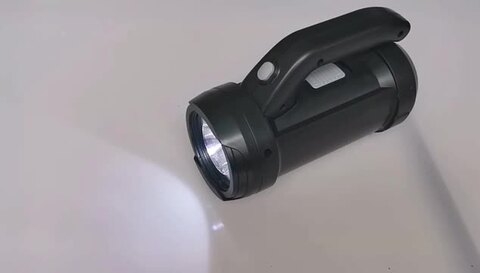楽天市場】工具セット LEDサーチライト 懐中電灯 高輝度