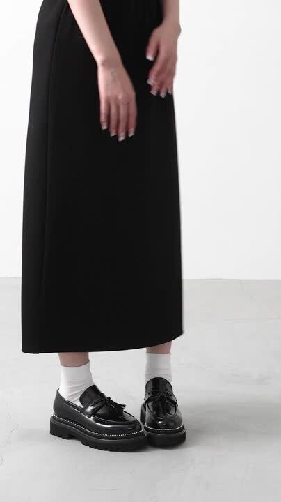 新品未使用✧MADULI厚底 本革タッセルローファー／人気ブラック 新品】MADULI厚底 本革タッセルローファー／人気ブラック