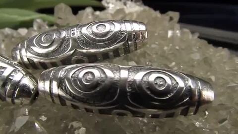 龍眼天珠 白 至純天珠 楽天市場】○A至純天珠 白【龍眼白天珠(りゅうがん「しろ」てん