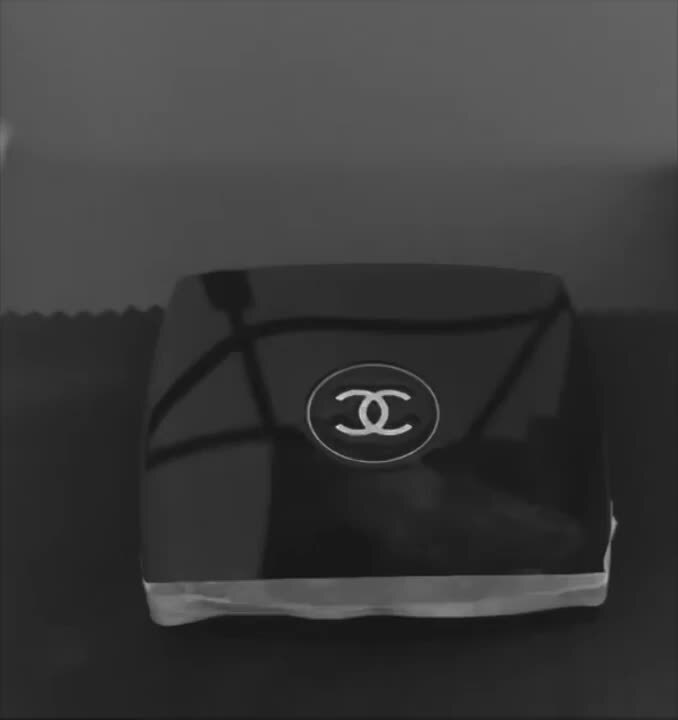 新品 CHANEL コンパクトミラー 限定 完売 正規店購入 楽天市場】【 本日限り！お得な割引 6%offクーポンあり