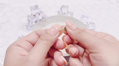 楽天市場】スタッドピアス 片耳分 両耳分 純チタン製 金属