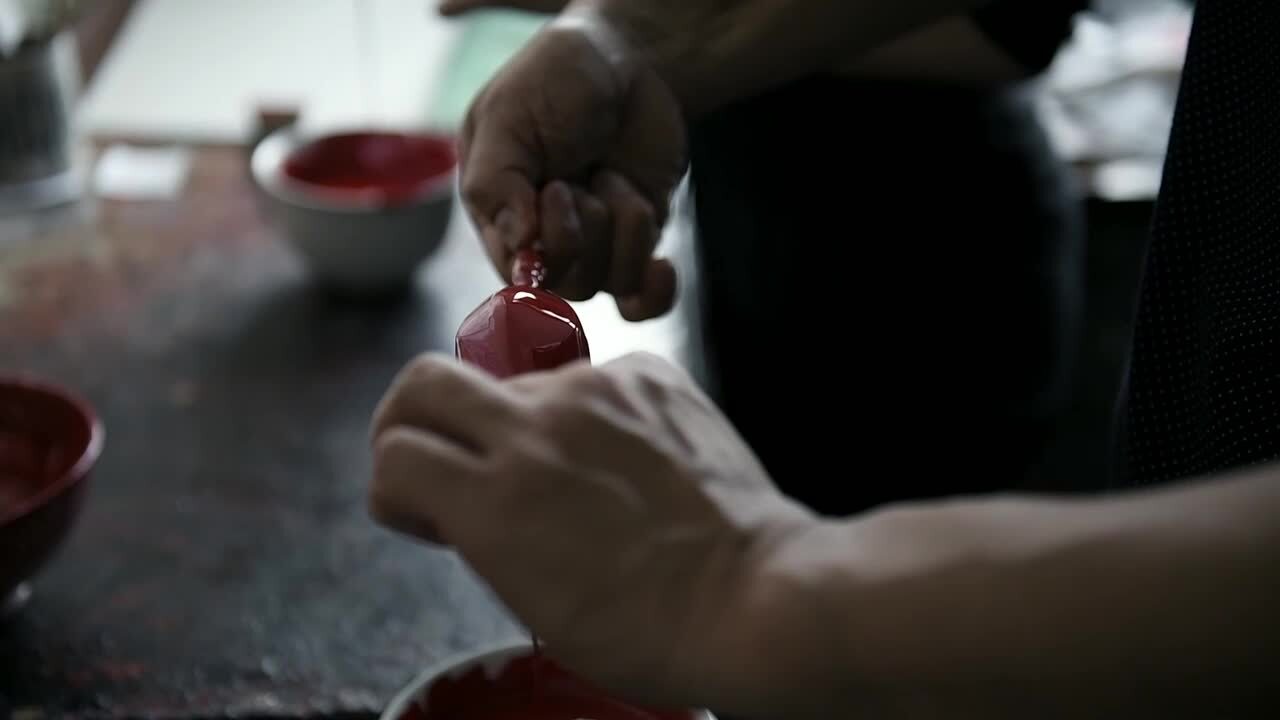 逸品　根来塗　三稜盛器揃　越前漆器？　大鉢　盛器　２点　美しい濃い朱色　未使用品 盛器セット 無地 総朱/溜 3個セット 漆塗り (製造中止) 漆器の井助