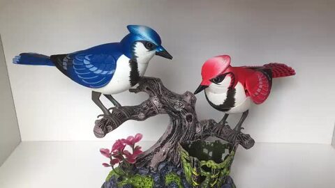 小鳥のおもちゃ　★展示★ 鳥 置物 おもちゃ 音センサー 鳴く鳥 音が出る玩具 小鳥 装飾