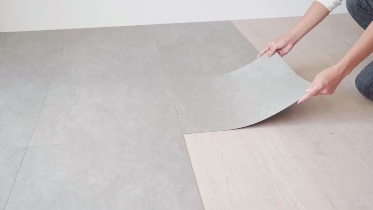 床に貼る専用フロアマット・ダイヤカット 240〜230cm/70〜65cm