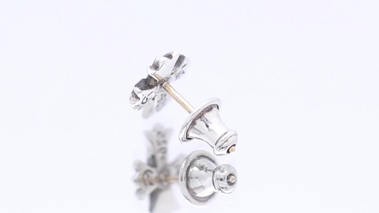 クロムハーツ　No2 CH CRS/CHクロススタッド　ピアス(あんしん鑑定済) CHROME HEARTS クロムハーツ（原本無） No2 CH CRS CHクロス