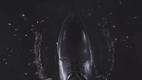 黒いストラップ付きフラメンコシューズ KANSAIMAN collection】ストレートチップドレスシューズ