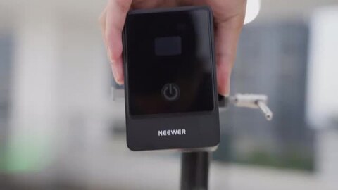 新品 NEEWER ミニVマウントバッテリー 6800mAh カメラ モニター Amazon.com: NEEWER Mini V Mount Battery PS099EP, 6800mAh