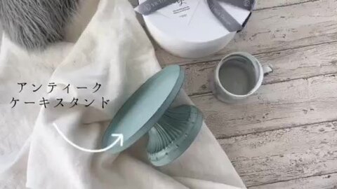 ミントグリーンのケーキスタンド　フリル　ドット　ディスプレイ ミントグリーンのケーキスタンドフリルドットディスプレイ