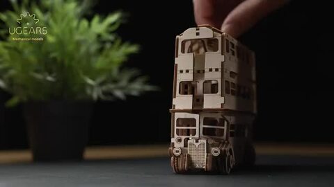 珍品ハリー・ポッター　KNIGHT BUS ２階建バス型ラジコンカー通電写真あり 珍品ハリー・ポッター KNIGHT BUS 2階建バス型ラジコンカー通電