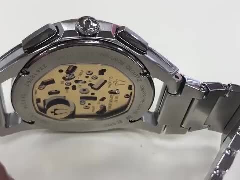 大幅値下げ！女子力アップ！ 美品 Bulovaカーブ CURV NR40 Bulova Men's CURV High Performance Quartz Black and Rose