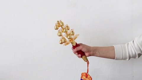 楽天市場】神楽鈴 板付き 十字形型 全長31cm 本金メッキ かぐら