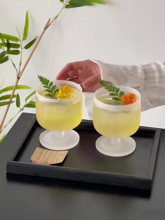 楽天市場】「SNS風」かわいい 美しい脚付グラス 日本酒