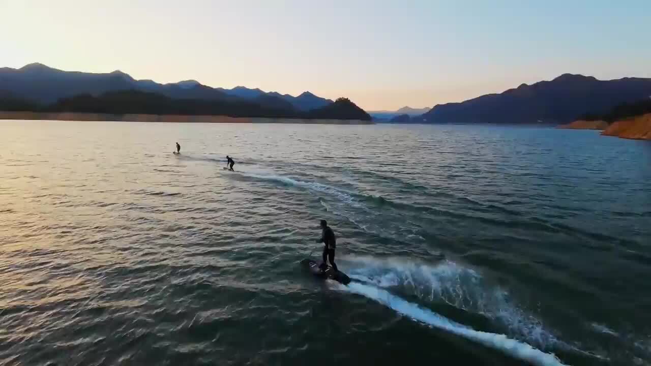 楽天市場】電動ジェットボード EVEREST XING JETBOARD 電動 楽天市場】電動ジェットボード EVEREST XING JETBOARD 電動