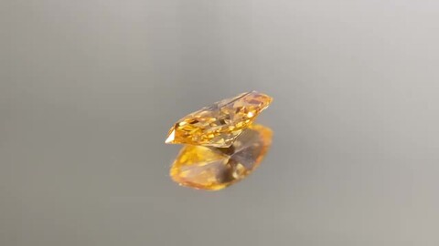 FANCY INTENSE ORANGE YELLOW 0.57ct RD - その他